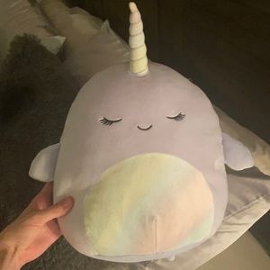 NAOMI THE NARWHAL SQUISHMALLOW